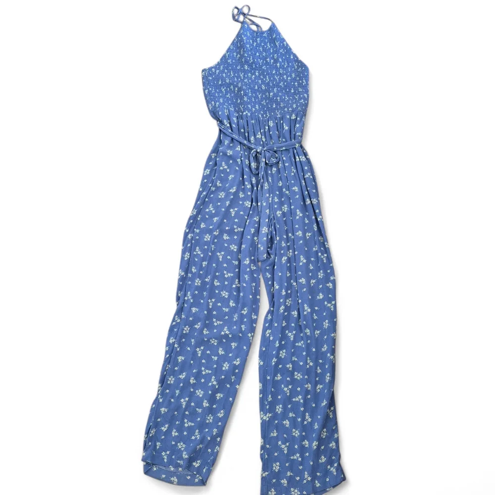 American Eagle Women’s Blue Floral Smocked Halter Jumpsuit with Pockets – Size M - Picture 2 of 7